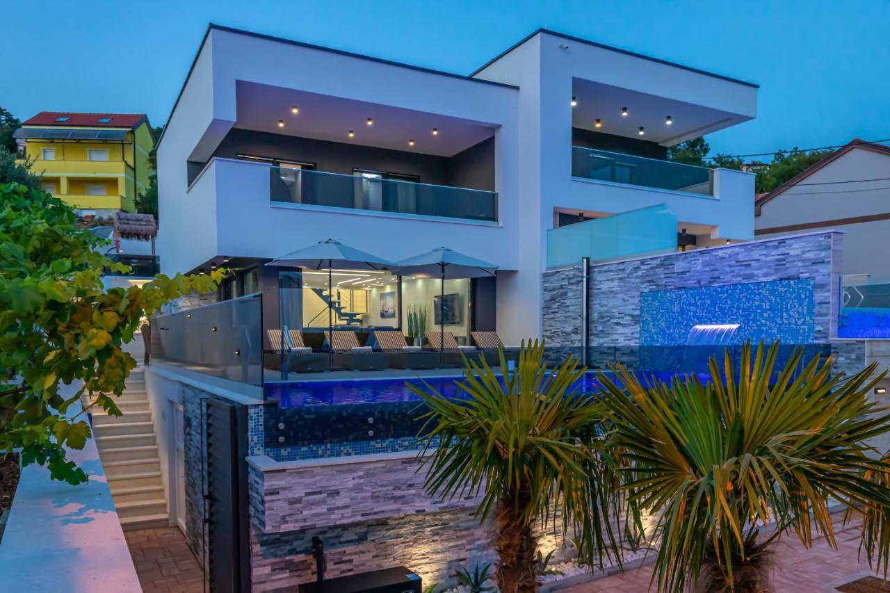 Luxury Villa Lorena With Heated Pool, Jacuzzi,Sauna And Seaview Crikvenica Εξωτερικό φωτογραφία